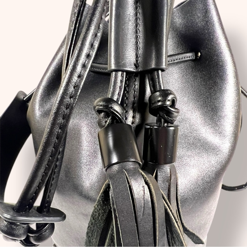 Black Leather Drawstring Bucketbag, Vince Camuto - Picture 8 of 14